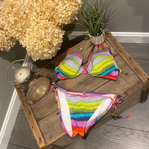 Victoria's Secret Other - Victoria’s Secret bikini 34C top small bottoms